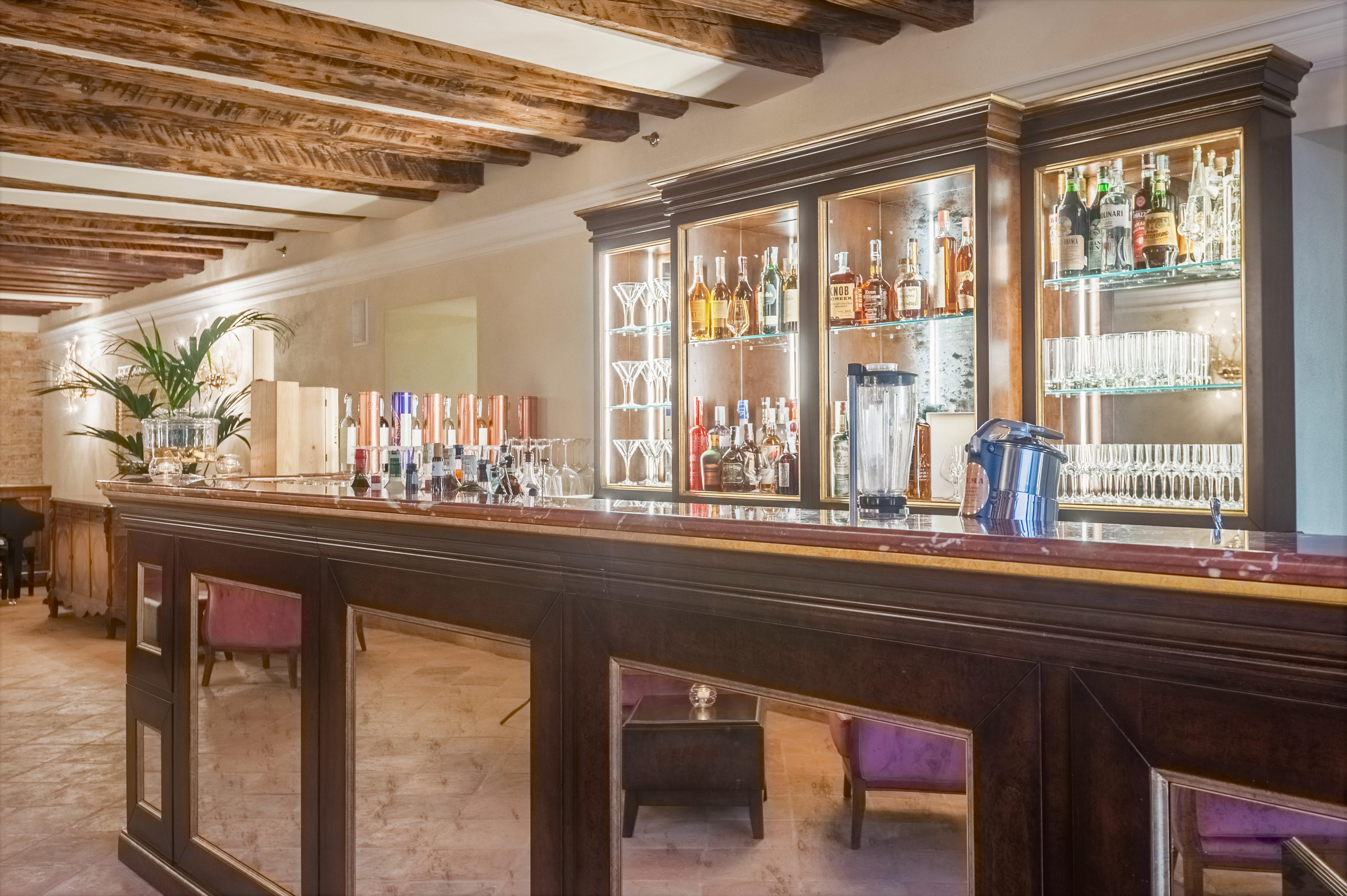 Hotel Nani Mocenigo Palace Venice Exterior photo The bar at the hotel