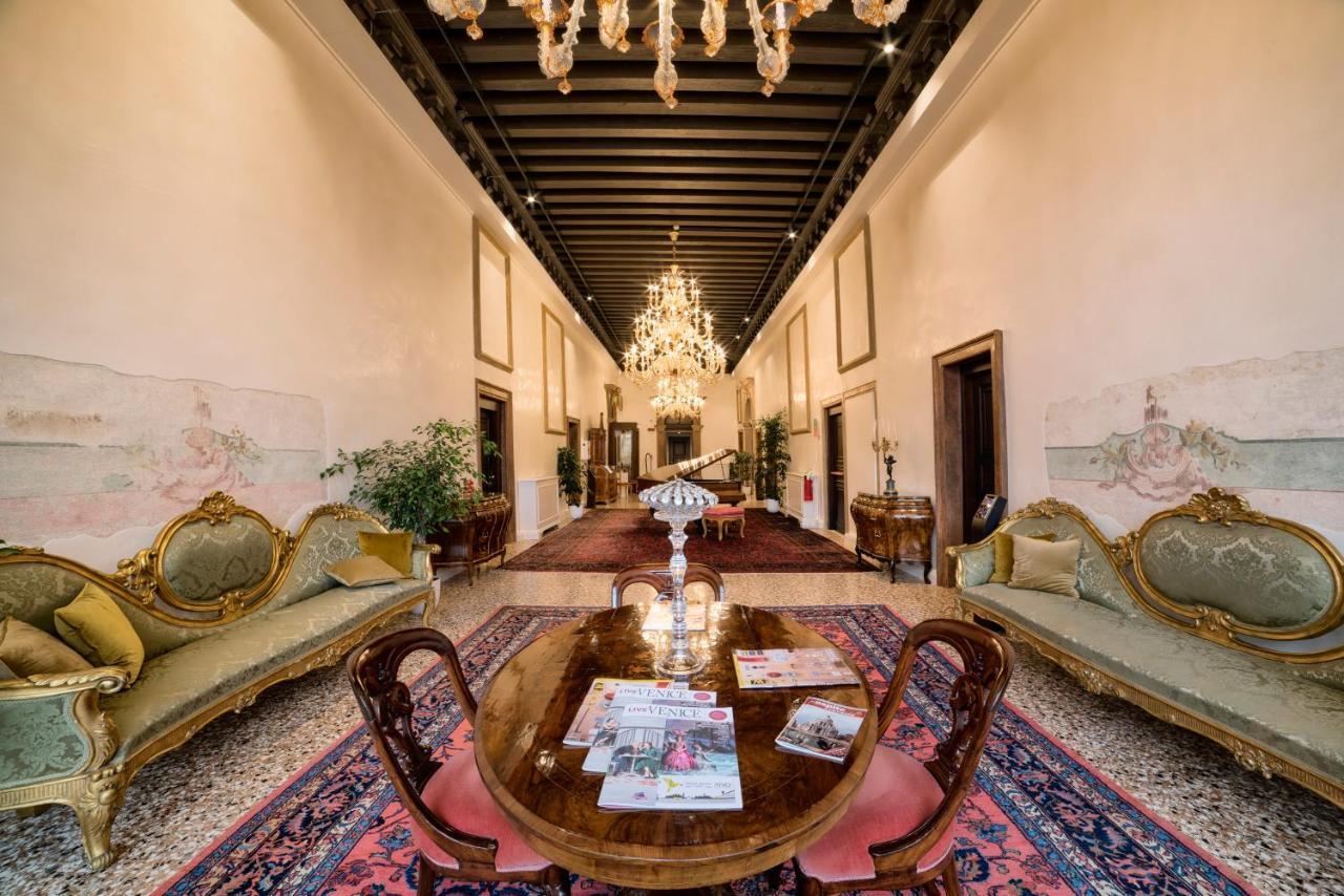 Hotel Nani Mocenigo Palace Venice Exterior photo The lobby of the hotel